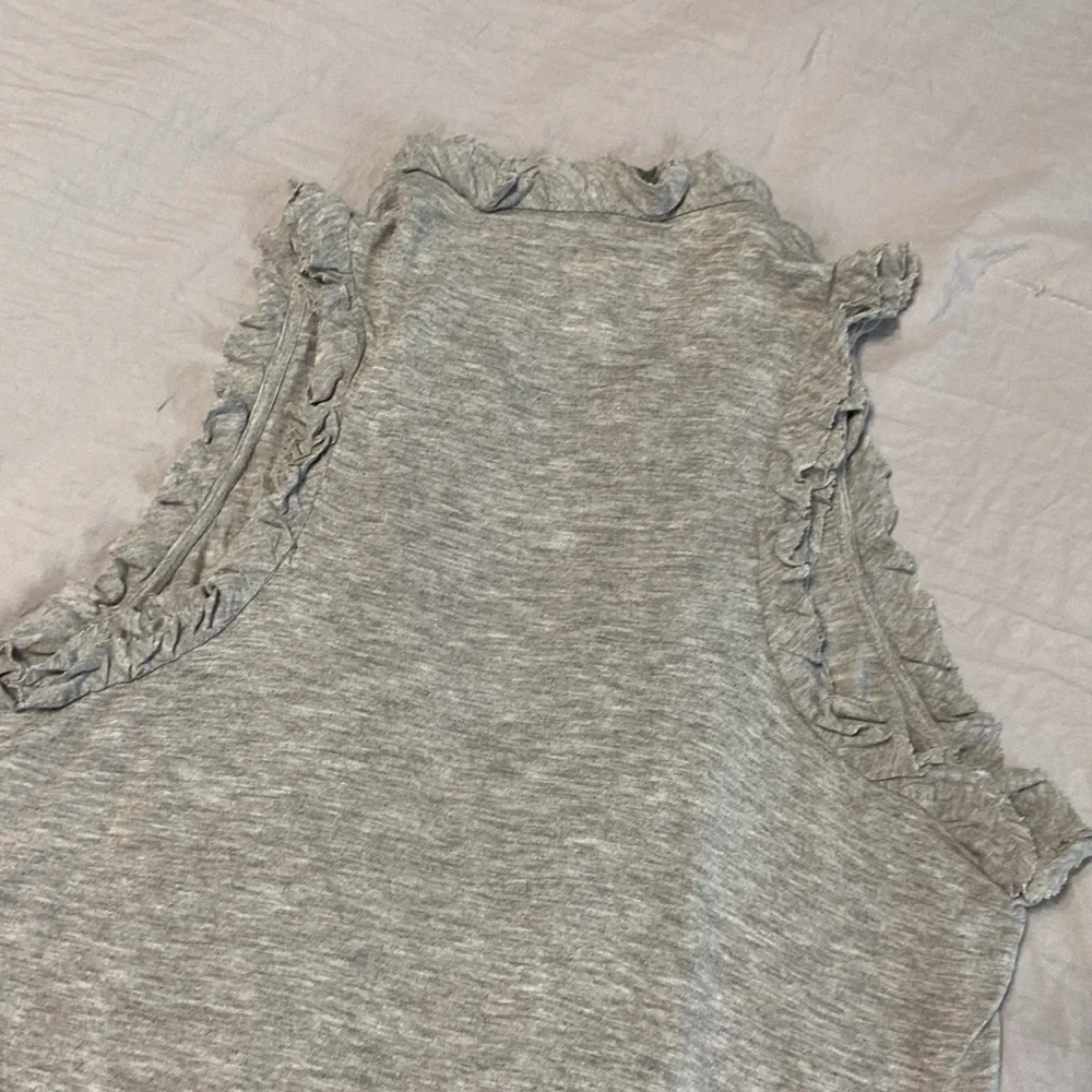 Kenar Ruffle Tank - Picture 10 of 10